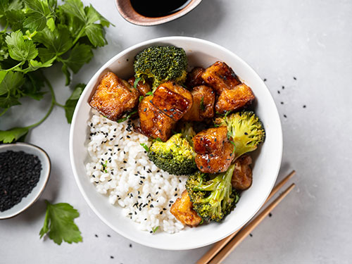 Photo: Tofu stir-fry with broccoli.